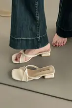 ファッショナブルなフラットサンダル【バタフライリボン・オープントゥ・スクエアトゥ】