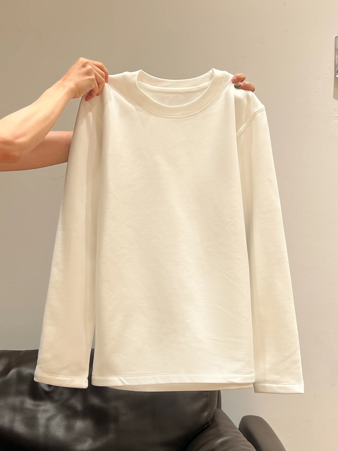 ゆるいtシャツの選び方とは？5選で日常から通勤まで自在に活用できる
