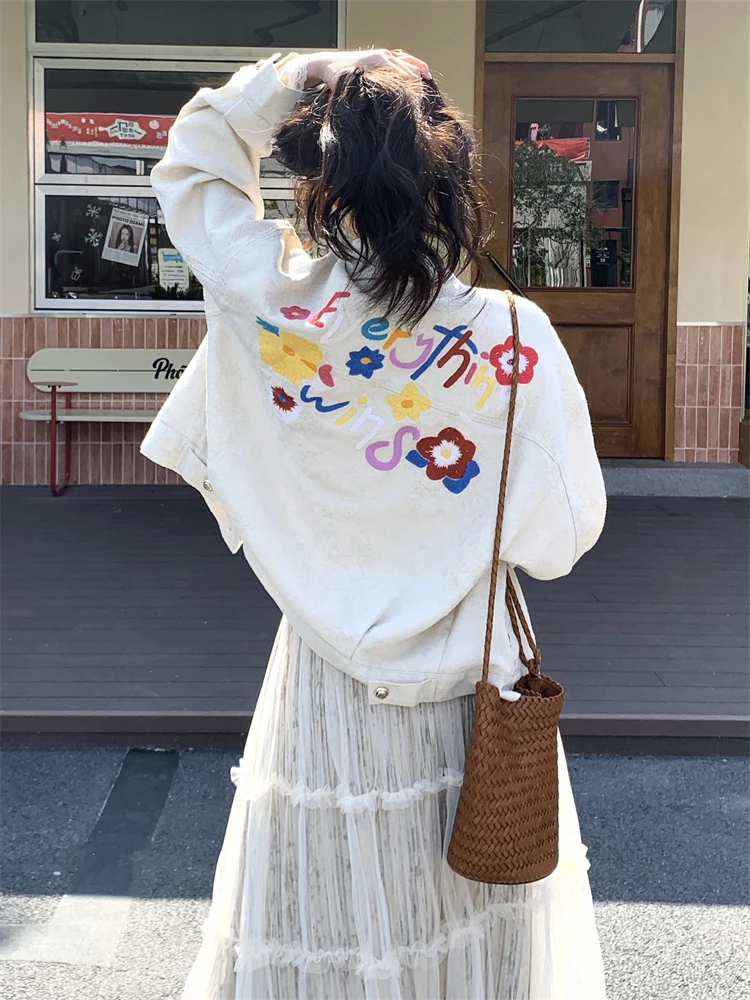 刺繍入りデニムジャケットは、本当に日常に溶け込むのか？