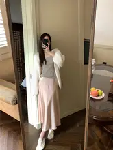 優雅な質感のサテン素材スカート【ピンク・ベージュ・ハイウエスト】