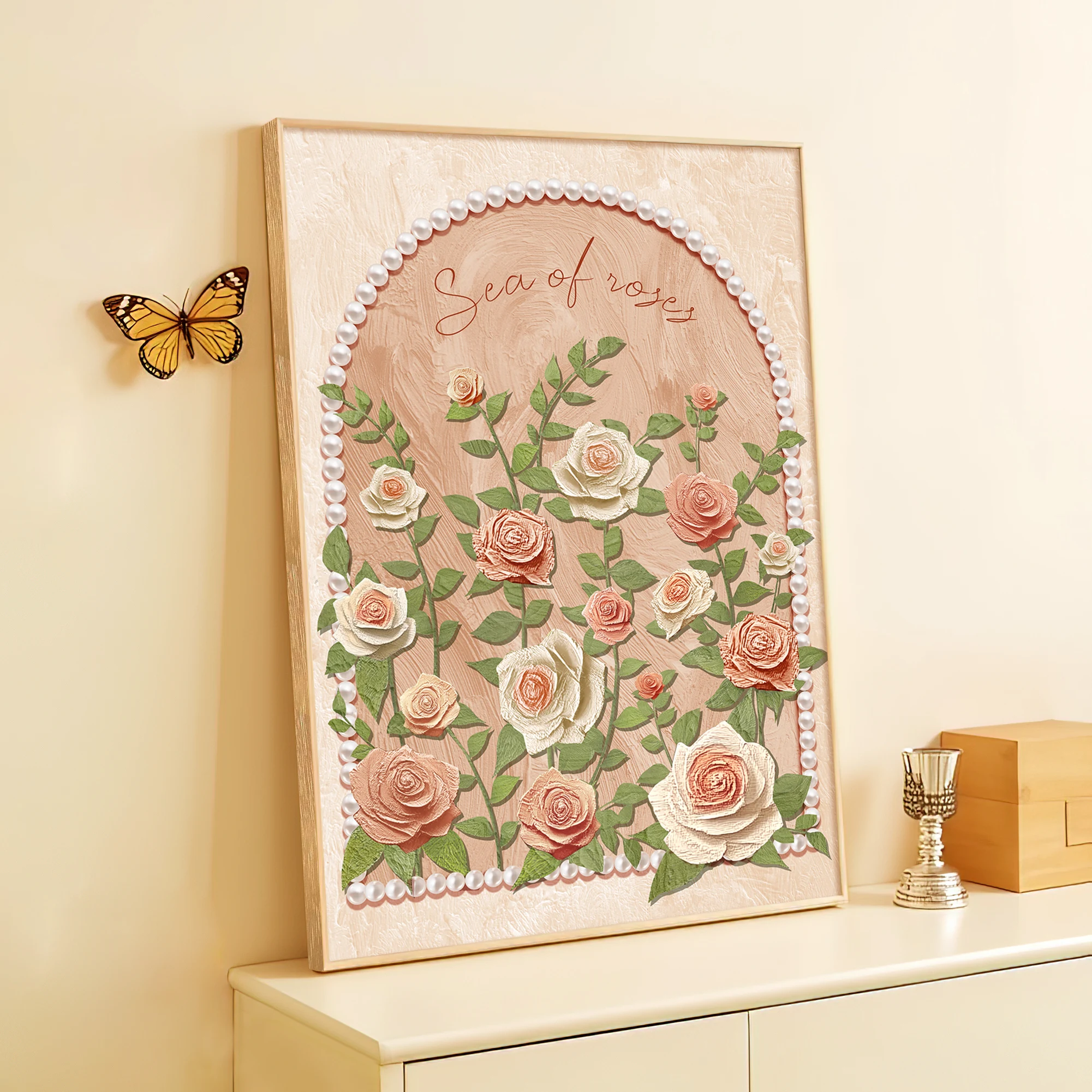 高級感ある花柄リビング装飾画：クリーム風のソファ背景に最適なアートキャンバス