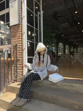 ドット柄のハイウエストパンツ【フレアシルエット・カジュアル・レディース】（セットアップ対応）