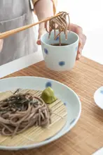 藍色の渦巻きデザイン！波佐見焼き深皿【和風そば用・陶器製】