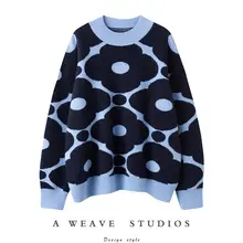 鮮やかな配色の青い小花柄カシミヤニットセーター【ゆったりシルエット・厚手】