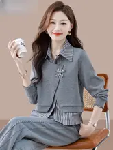 おしゃれな灰色のフリースジャケットとジョガーパンツ【春秋用・襟付き・重ね着風・極上の柔らかさ】（セットアップ対応）