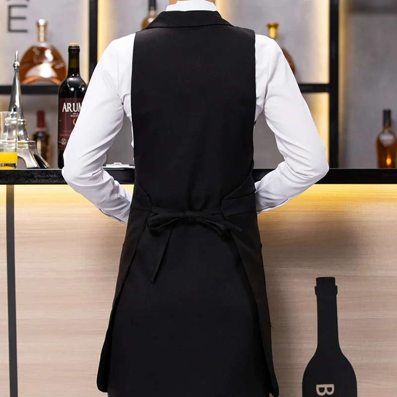 秋冬用のレディースサービスエプロン：飲食店フロント向けのシンプルデザイン