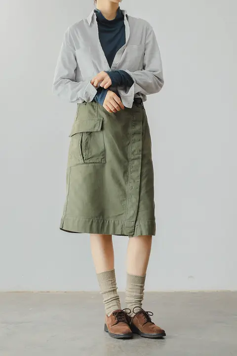 COUDRE フランス風 レトロ山系スタイルの緑色前ボタンコットンスカート