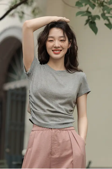 サイドフリル付き 灰色デザイン Tシャツ【ショートスリーブ・カジュアル】【スリムフィット】