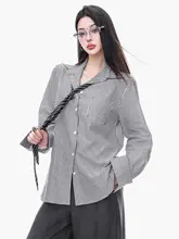 アメリカンカレッジスタイルのストライプシャツ【デザイン性のある長袖・女性用】