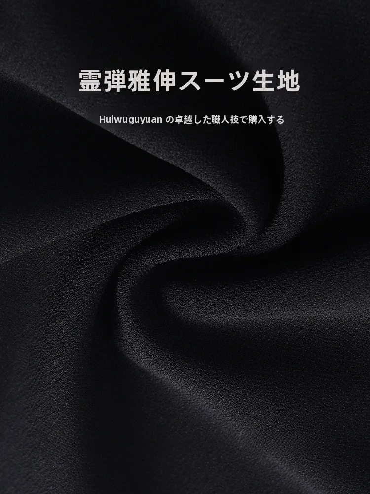 黒いジレをどう着こなすのが一番？リアルな生活で試した、今こそ選ぶべきスタイルとは