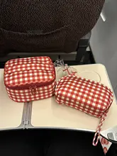 可愛い赤格子の化粧ポーチ【携帯用・インスタントカメラ収納・大容量】