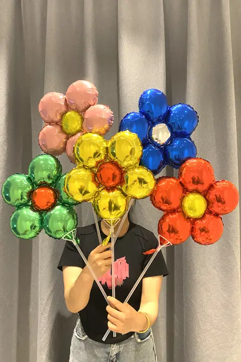 アルミ製の緑色の葉っぱ五弁の花風船【幼稚園・学校・店舗装飾用】