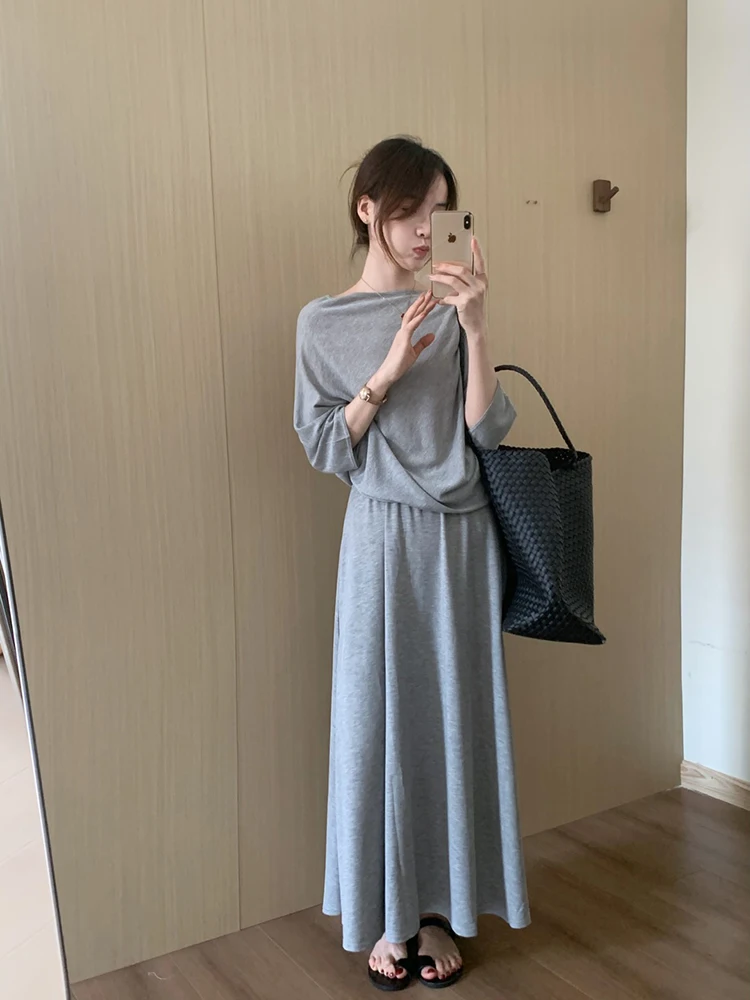 20代の女性が今、選ぶべきAラインスカートは？