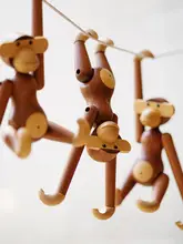 かわいらしいデザイン！長腕サルの木製置物【北欧風インテリア・ハンドメイド】