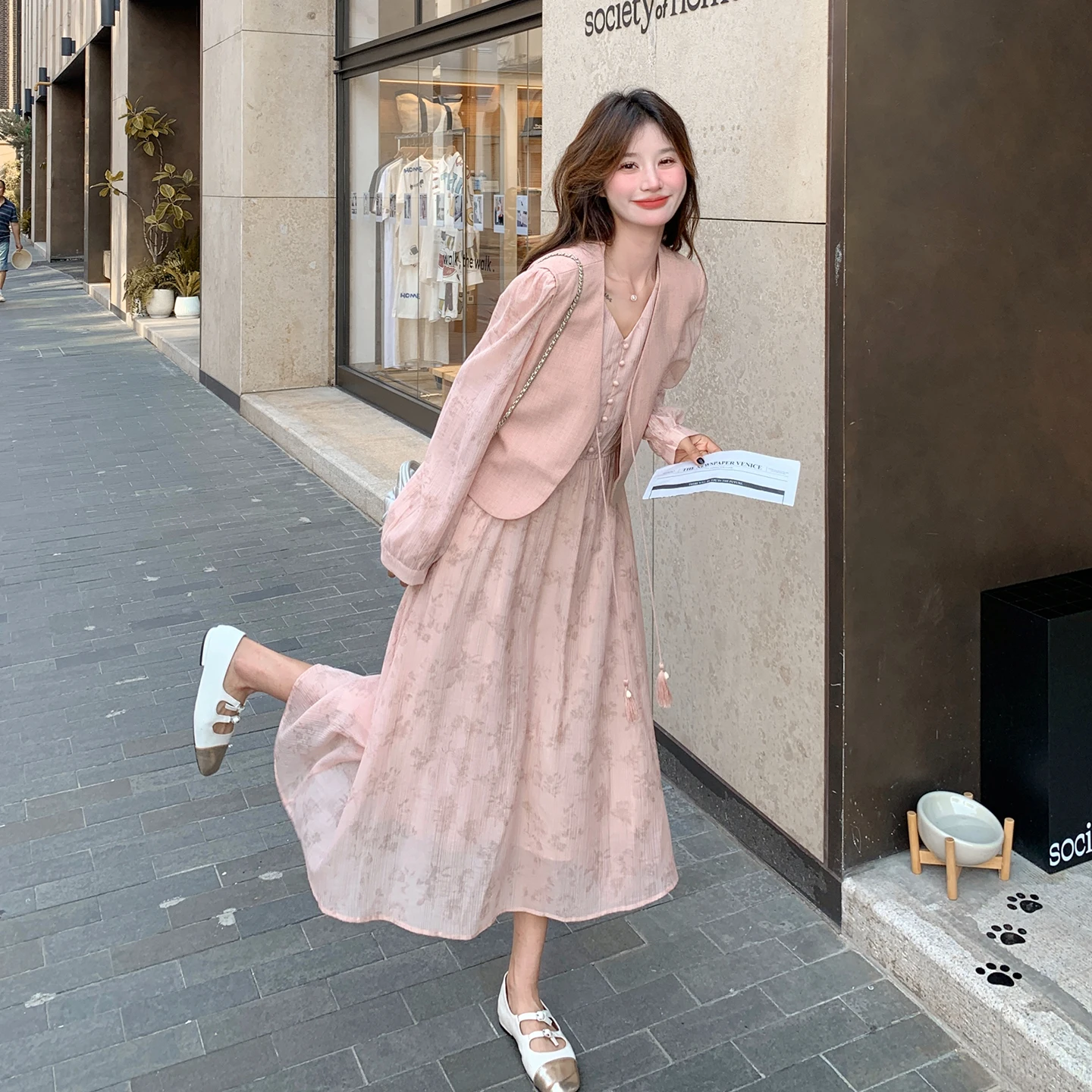 フリンジベストコーデの取り入れ方は？3選で男性・女性の日常を彩る
