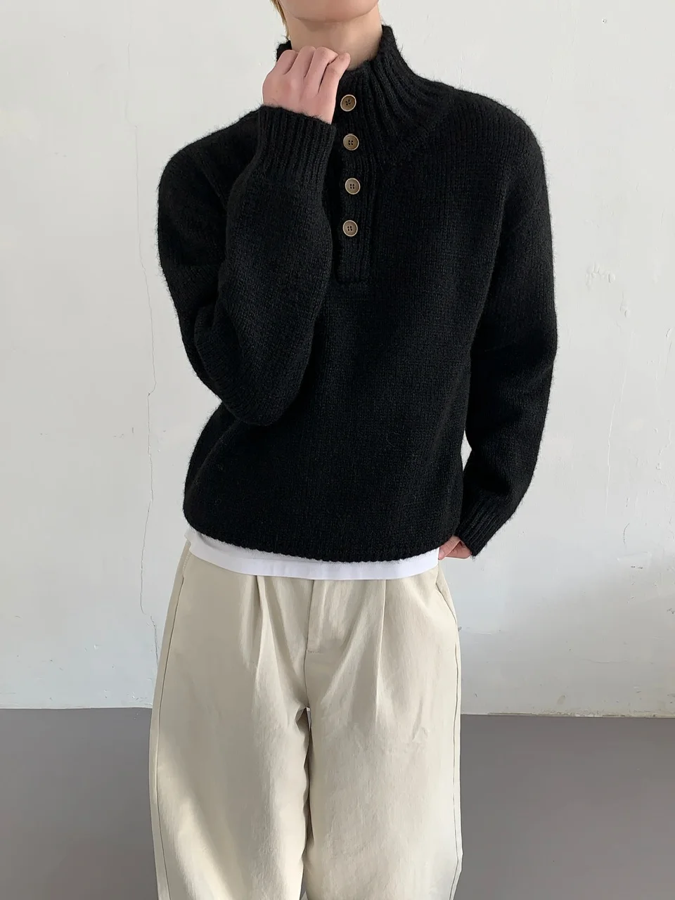 トリコロールニット：加厚格子デザインの春秋対応スタイル