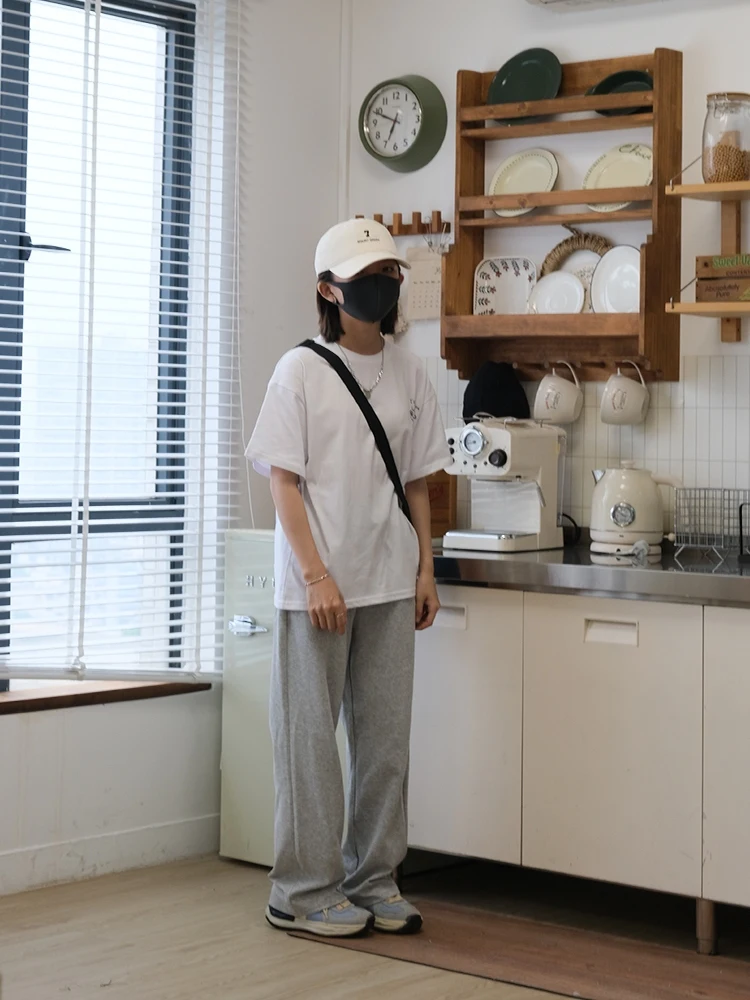 デニム コーデの基本ルールと実用アイテムの徹底解説