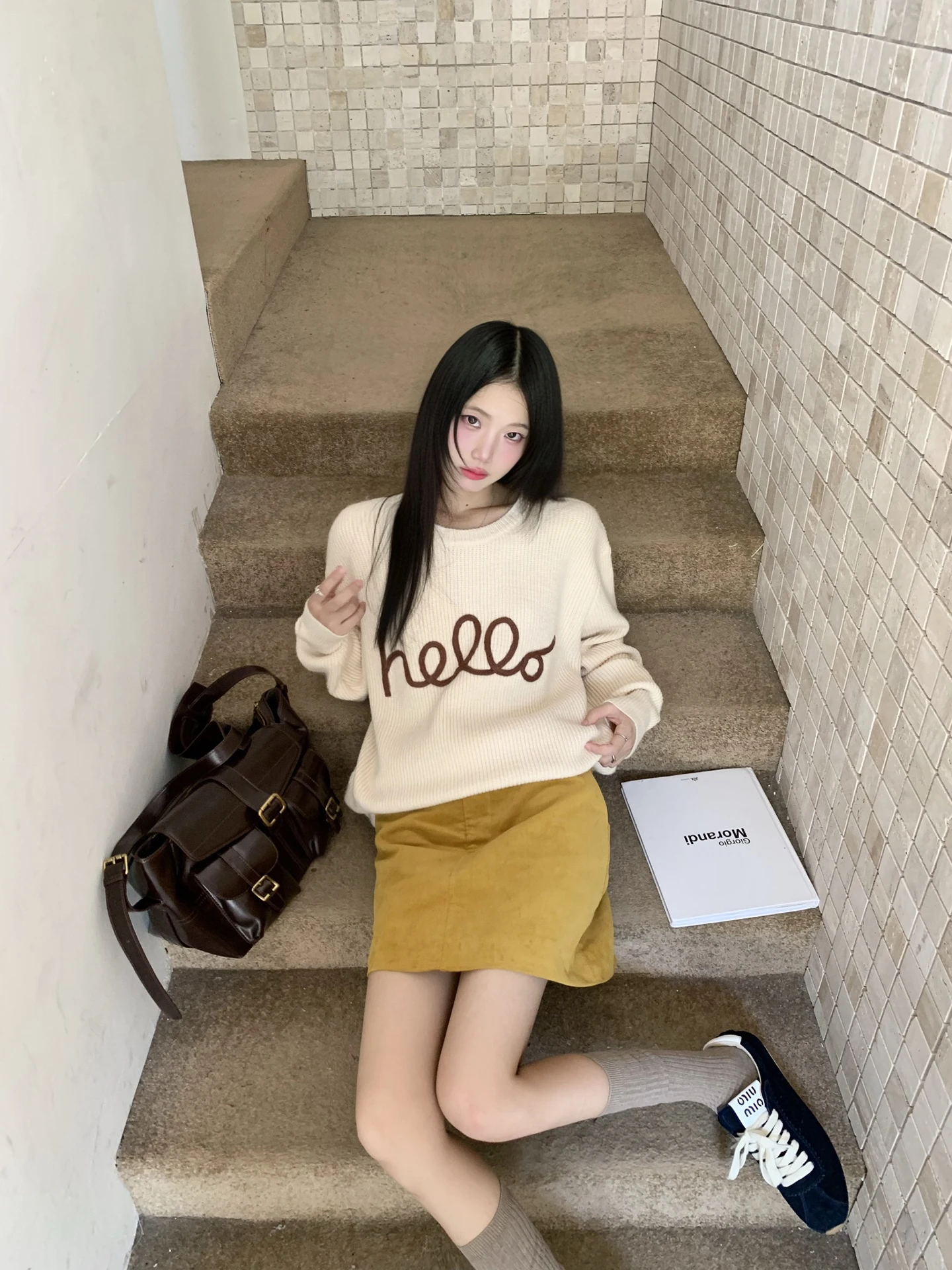 10月の通勤ファッションで迷ったら、このAラインスカートが救う理由は？