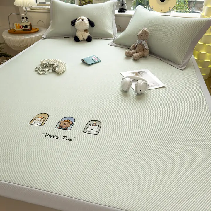 刺繍入りアイスシルク涼しい敷き布団【洗える・子供用・空調対応】（セットアップ対応）