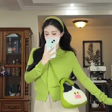 春の訪れを感じさせる広幅ヘアバンド【フェイスラインを引き立てるデザイン】