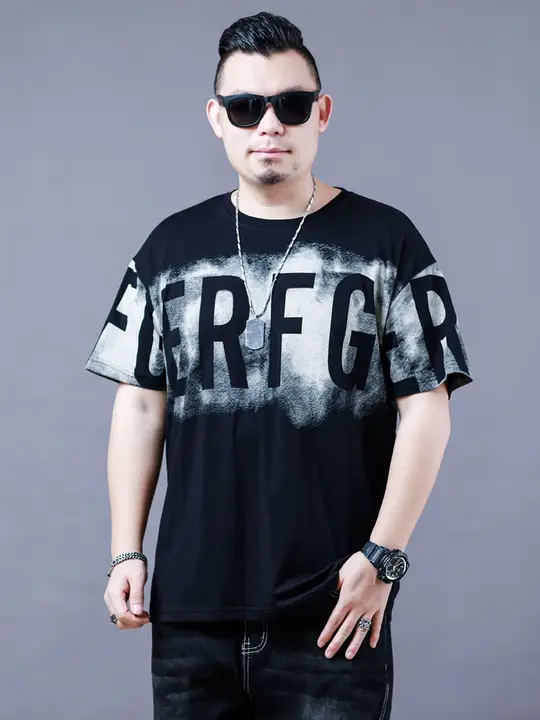 個性的なアルファベットプリントのラウンドネック半袖Tシャツ【ゆったりシルエット・通気性・夏用】（セットアップ対応）