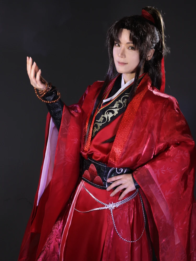 コナン コーデはファンタジー剣士スタイルの赤い衣装とウィッグセット