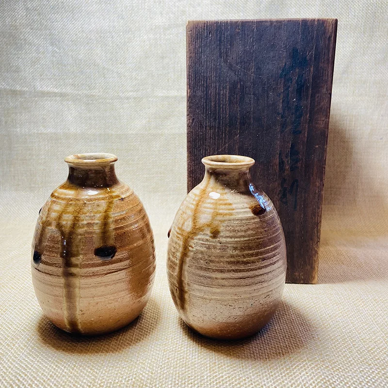 インテリア買い物リストの完全ガイド｜防水ラグと陶器酒壷で失敗しない選び方