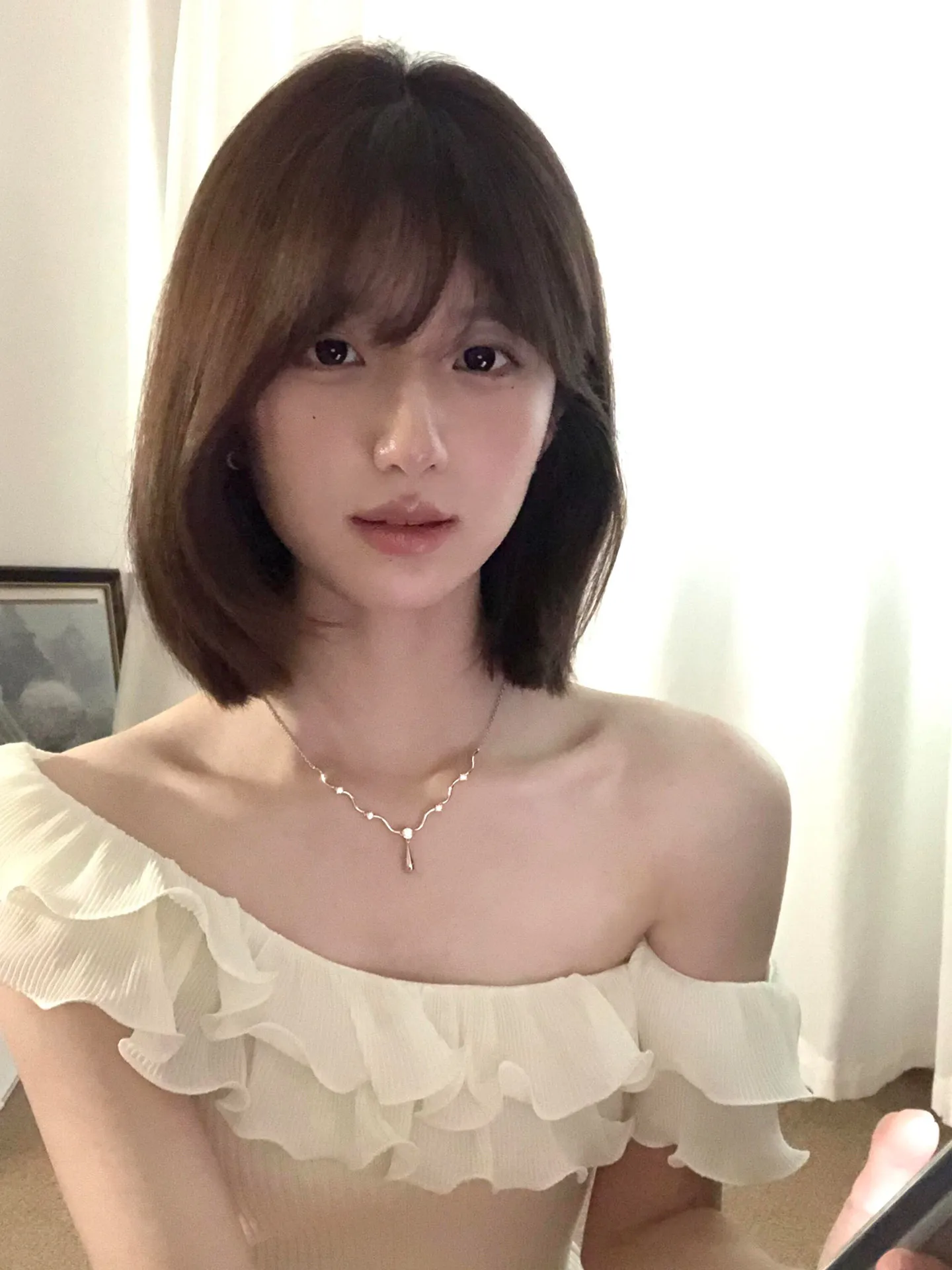 off shoulder とチュールトップスの違いは？この1着で解決できる着こなしの悩みとは？