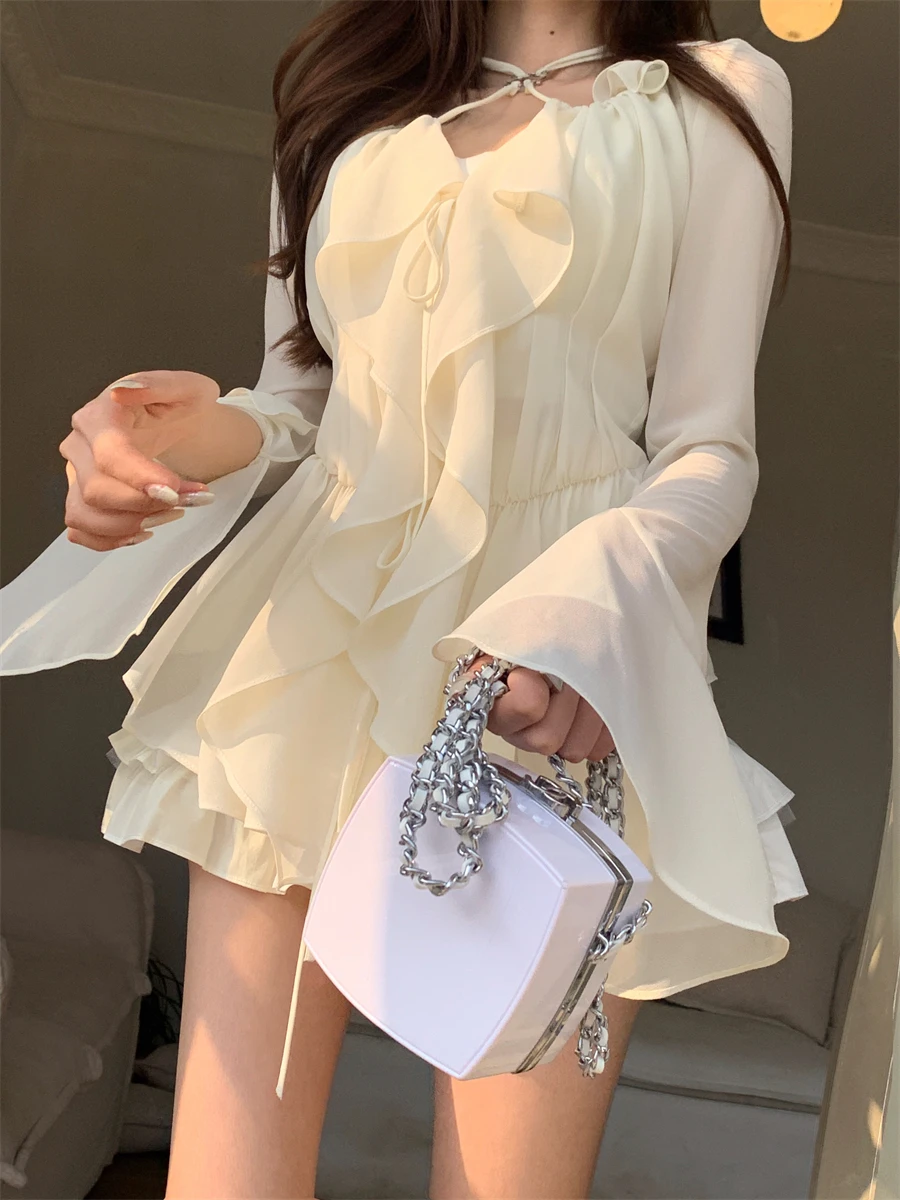 4月末に買えるファッションアイテムは？春から夏に移行するためのベストセレクトとは？