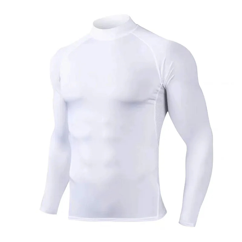 ストリートファッションの本質とは？ハイネックTシャツで学ぶ実用性の秘密