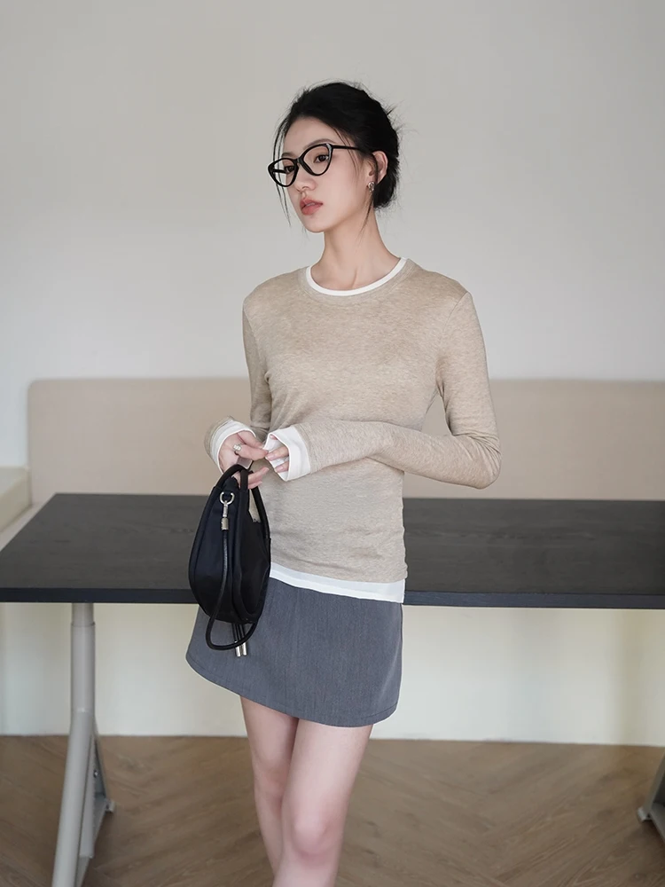 大人可愛いの本質とは？ニットTシャツで実現する自然な優しさのガイド