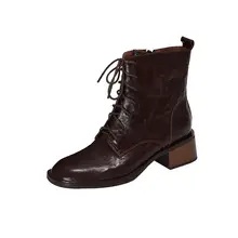 トレンドのレディースレースアップショートブーツ【ソフトラムスキン・太ヒール・英倫風】