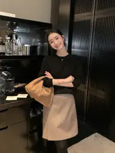 Maven Lin ゆったりとした赤のウールニット【秋冬用・厚手・ラフスタイル】