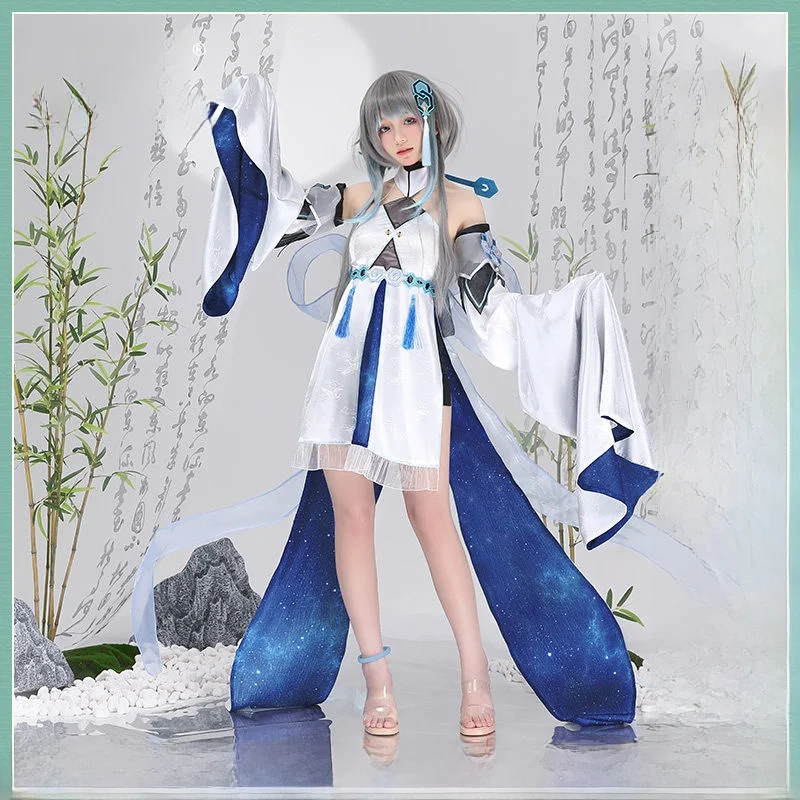 4人組 キャラクター コスプレで古風の世界に足を踏み入れるには？