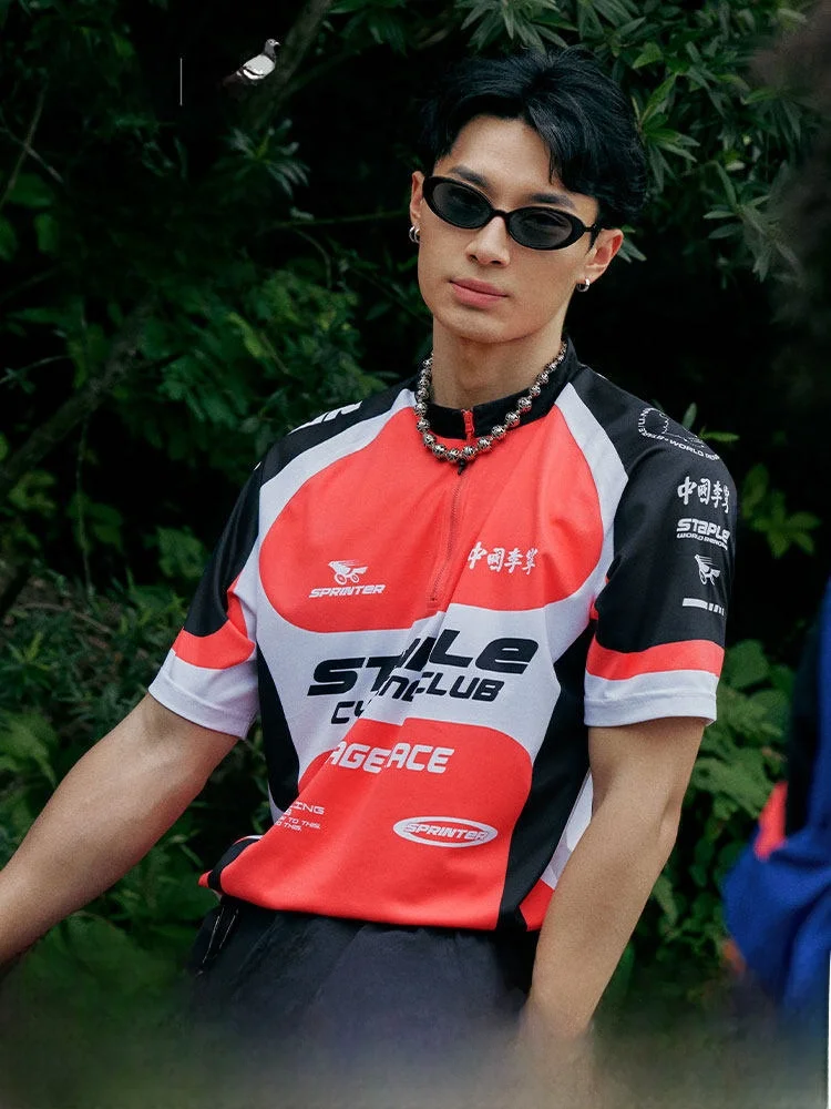ルーズフィット メンズTシャツ：高級 スポーツ ウェアとしての快適性と素材特性