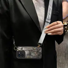 竹製バタフライデザインのスマホケース【リアルミー10対応・耐衝撃・ストラップ付き】