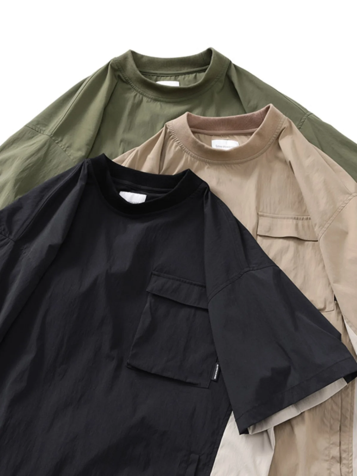 トラックトップの定義とは：吸湿速乾素材を使用した半袖Tシャツの実用性と使用シーン