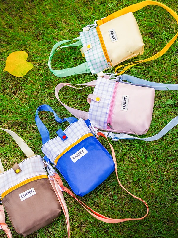 キャンプ持ち物のおしゃれな手提げバッグ：保温杯カバー付きボトルバッグの実用性と選定基準