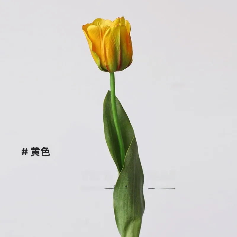 あつ森 オーナメントのツリー と おしゃれ花台の違いは？正月玄関飾りにぴったりな造花の選び方