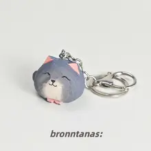 木製彫刻の小さな青い猫のキーホルダー【バッグ飾り・手作り・創意デザイン】