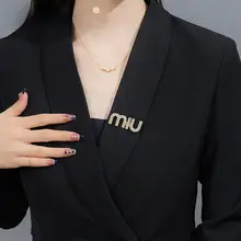ブローチ 女性 可愛い 日本風 個性的 アクセサリー 防止する ピン 固定