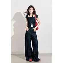 フレンチスタイルのヴィンテージ感あるスクエアネック半袖Tシャツ【デザイン性のあるバックオープン・デニム風】