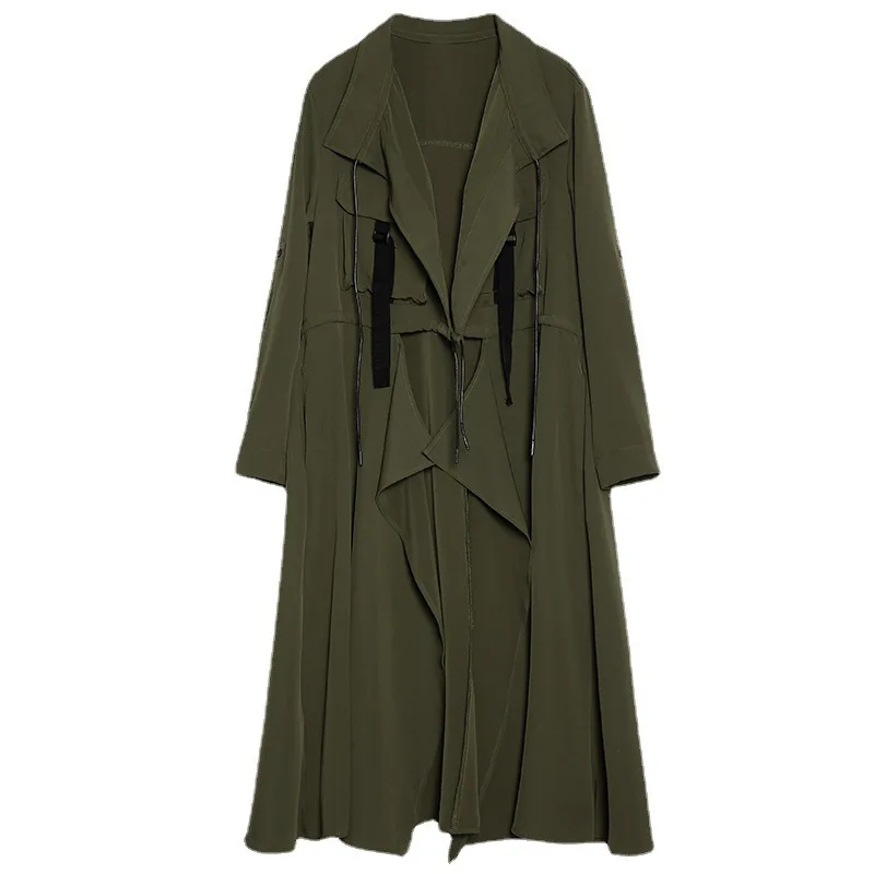 大人可愛い服 40代コーデの完全ガイド｜スリットデザインとビッグシルエットのバランス
