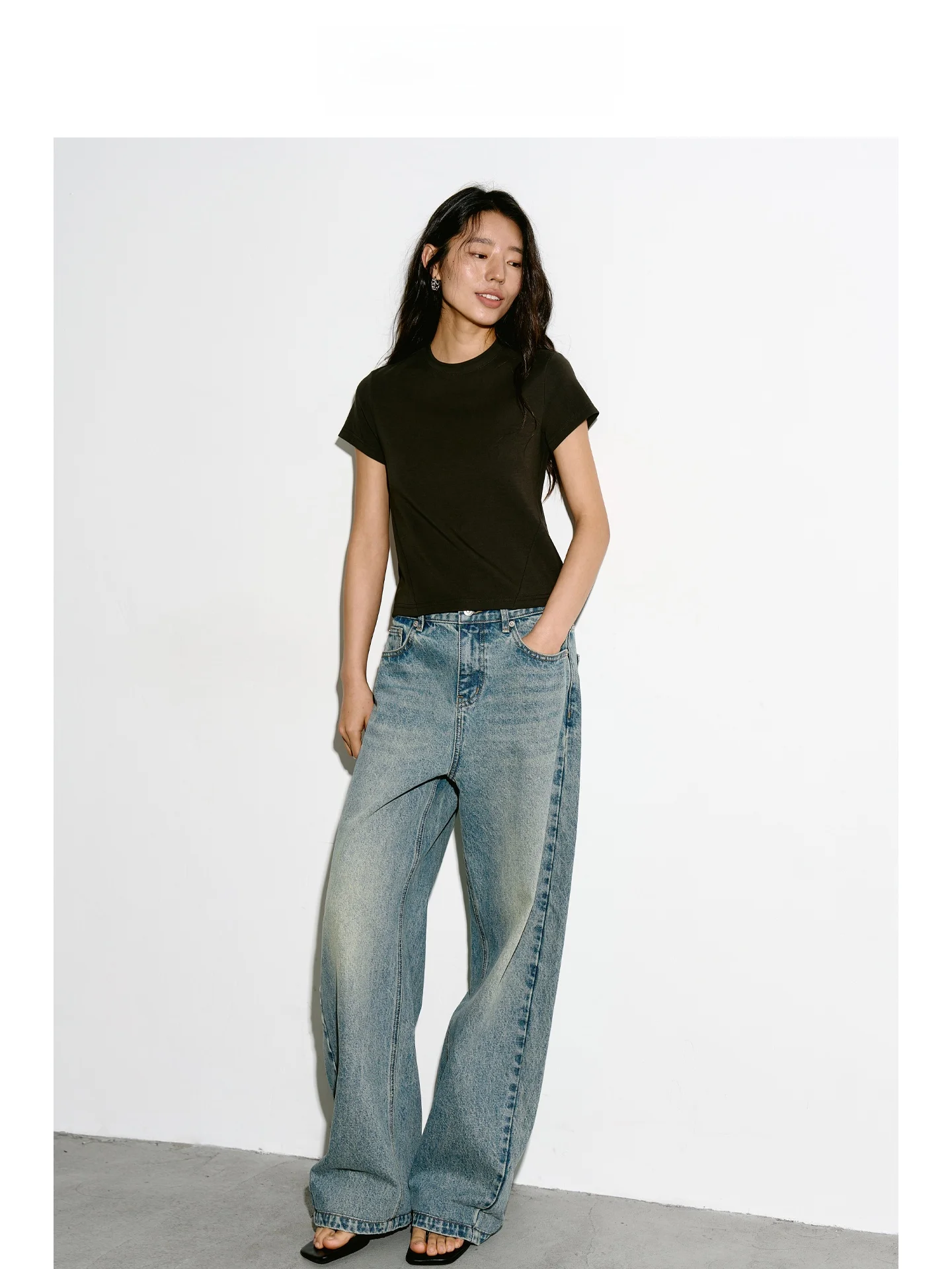40代のカジュアルファッションで失敗しない、プチプラTシャツの選び方は？