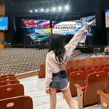 春秋冬用のゆったりとしたプルオーバーと同デザインのトレーナー（セットアップ対応）