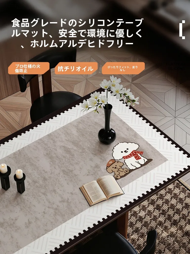 防水防油シリコンテーブルマット：一人暮らし用のシンプルで実用的なテーブル保護アイテム