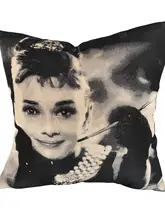 デザイナーおすすめのリビングソファクッション【腰当て・オフィス用・抱き枕】