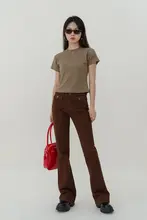 シンプルな白い短袖Tシャツ【女性用・スリムフィット・着回し優秀】