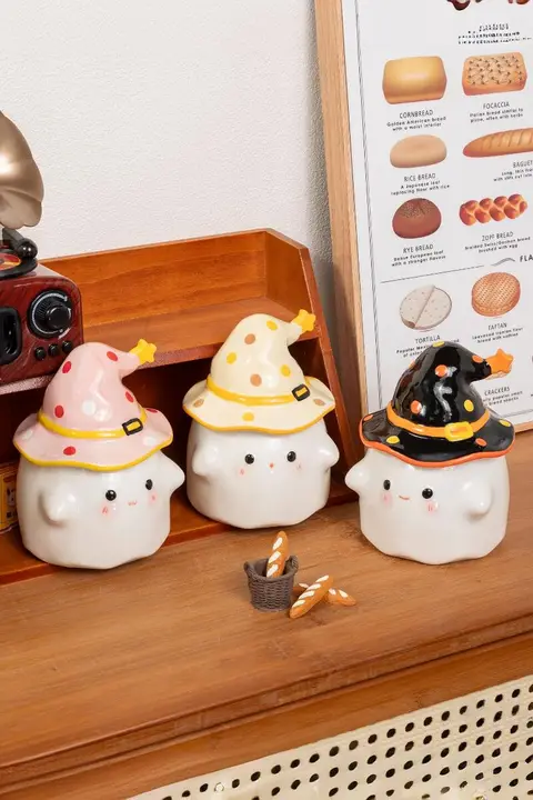 ユニークなデザインの蓋付き陶器マグカップ【家庭用・ハロウィンギフト・高いデザイン性】