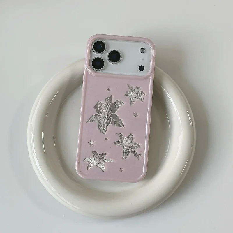 ハンドメイドのフラワーデザインiPhoneケースはベタベタしないのか？